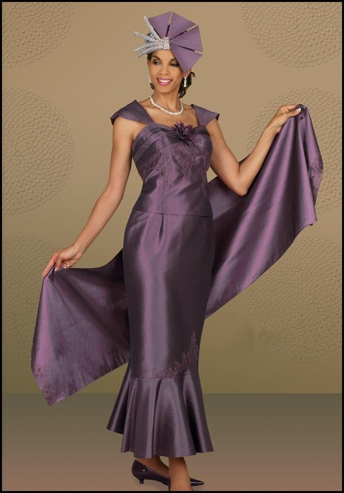 CELEBRITY EVENING GOWN