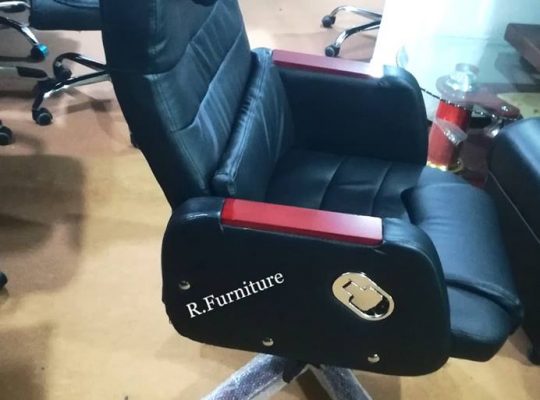 Imported Executive chair Model No.R-47