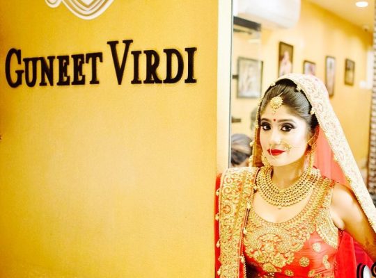 Best Salon for Bridal Makeup in Delhi