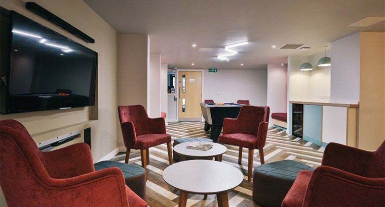 Get £500 Cashback on iQ Brocco Sheffield Student Accommodation Booking
