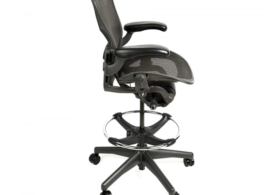 Herman Miller Aeron Drafting Stool Size B