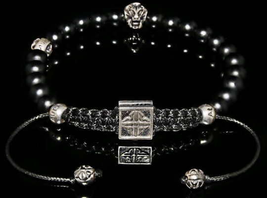 Lion & Onyx Bracelet Focusing on Discipline-Self-Mastery