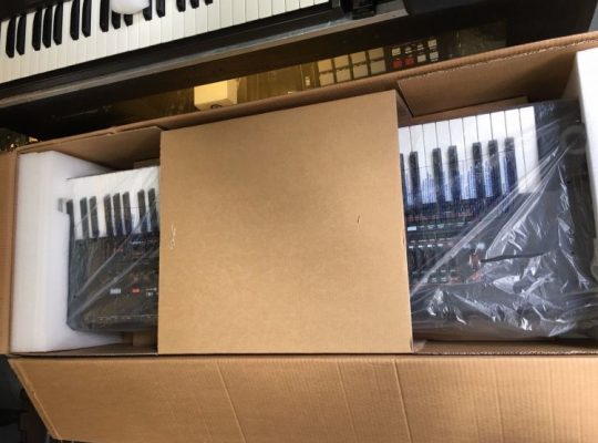 Selling Yamaha Tyros 5 $1500USD