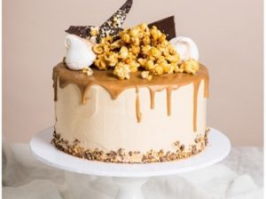 Cake delivery on the same day and midnight in Australia