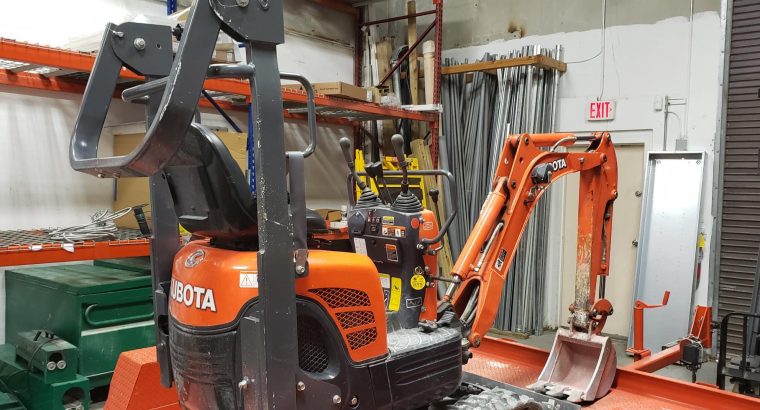 FOR SALE 2016 KUBOTA MINI EXCAVATOR & 2017 TILT TRAILER