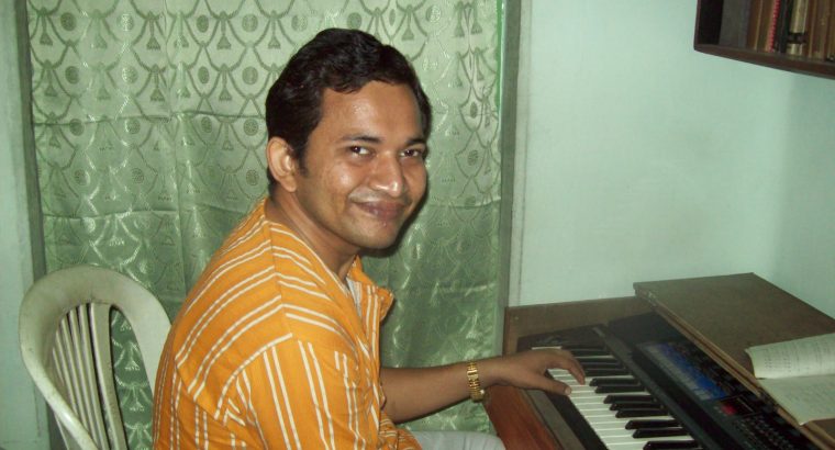 learn keyboard in kolkata from pratanu banerjee
