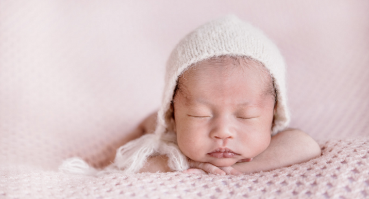 Hire Baby Photographer for Newborn Photography in London