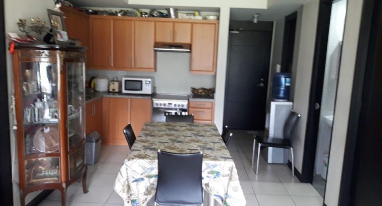 2BR 75sqm with parking Sale/Rent Fairways Tower BGC (PHP 13M Sale / 50K Rent fully furnished)