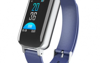 Smart Fitness Watch With Bluetooth Earphones