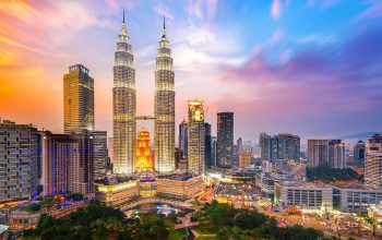 2.Alluring Singapore And Malaysia Holiday Tour Package