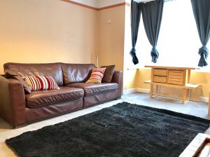 Affordable furnished double bedroom flat to rent