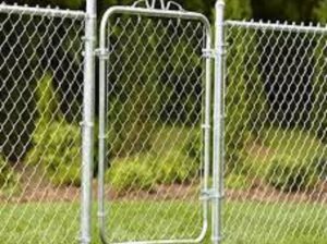 Chicken Fence Service in Canada