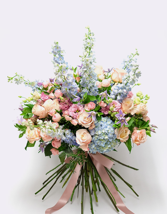 Luxury Flower Collection – Arabian Florist