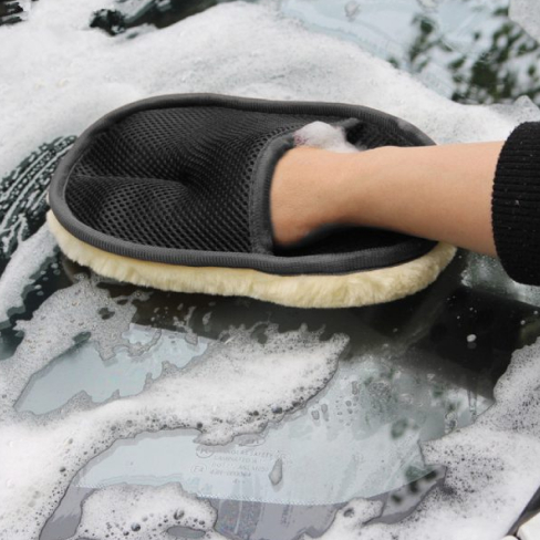 Plush Car Washing Glove