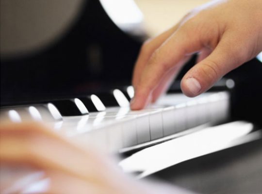 Piano Tuner in Farnborough | Best Piano tune