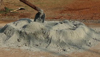 How to Mix Concrete by Hand at Construction Site