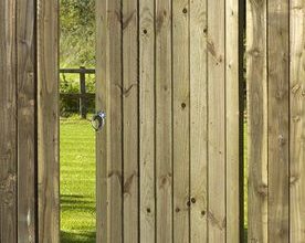 Commercial Fencing Supplies in Hampshire