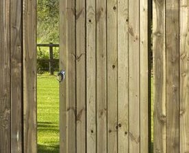 Commercial Fencing Supplies in Hampshire
