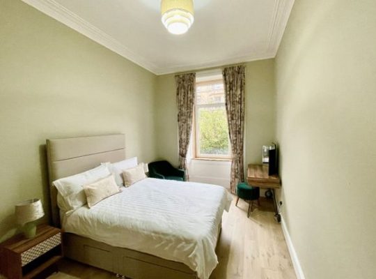 FURNISHED ONE BEDROOM FLAT IN GLASGOW