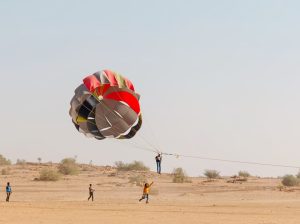 Parasailing in Jaisalmer | Meotrips