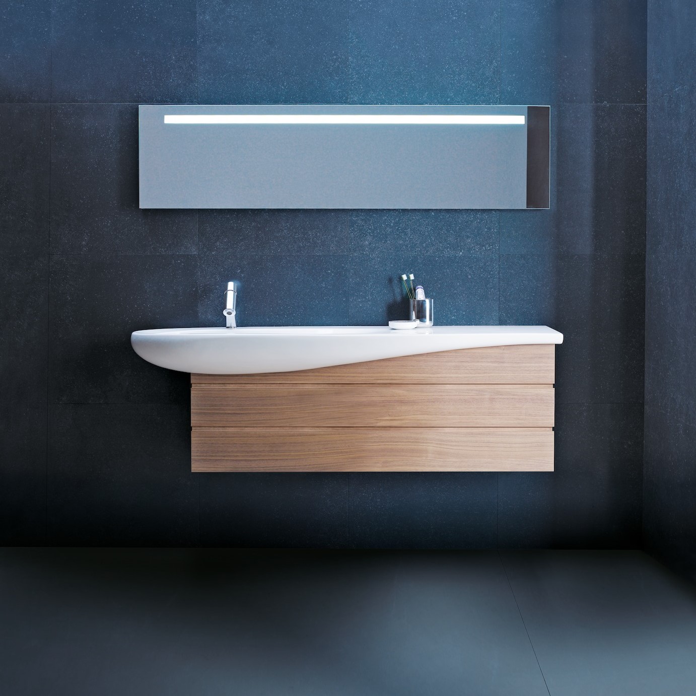 Browse an exclusive collection of Vanity unit with basin for your UK bathroom!