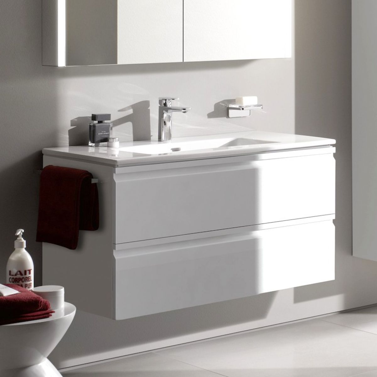 Browse an exclusive collection of Vanity unit with basin for your UK bathroom!