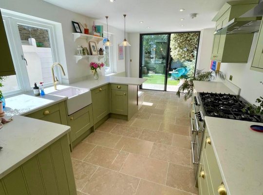 Quartz kitchen worktops | 020 8368 5555