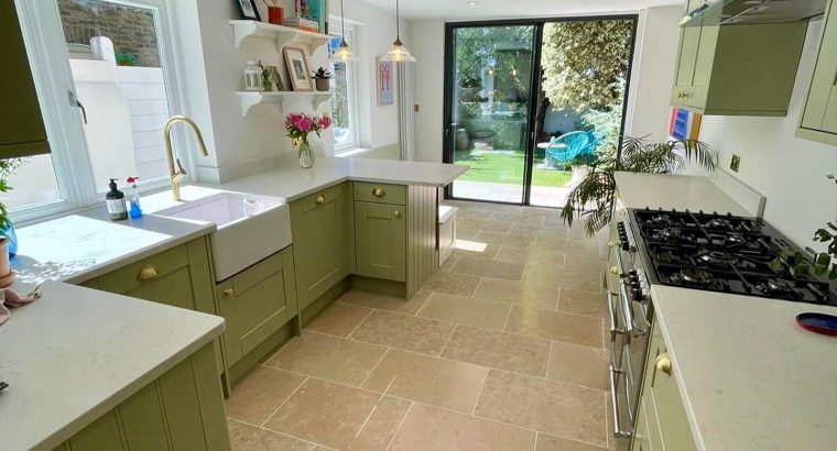 Quartz kitchen worktops | 020 8368 5555