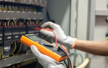 Professional electrician in Dubai